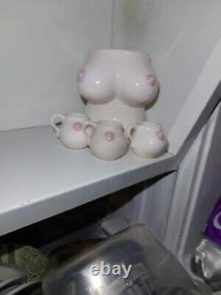 Breast Mugs. Set