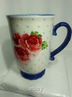 ROSES COFFEE MUG. ROSES FLOWERS MUG. THE PIONEER WOMAN FLORAL Mug. B270