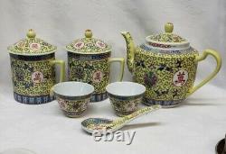 Traditional Chinese Jingdezhen Ceramic 300ml Tea Cups With Lid Teapot 6 Pieces